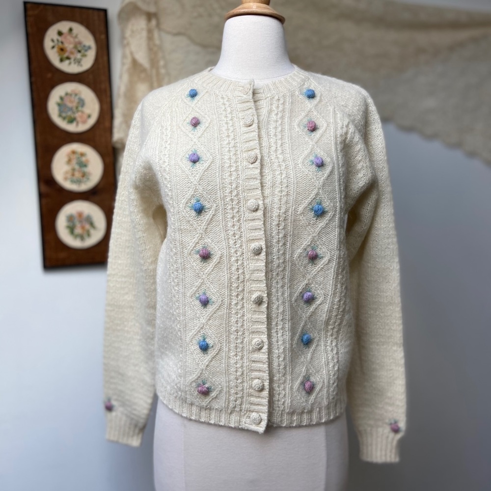 Lands End • Vtg Wool Cardigan